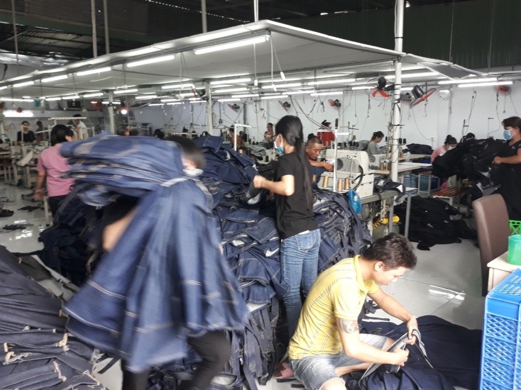 địa chỉ chuyên may, bỏ sỉ, bán buôn quần jeans nam nữ VNXK tại TP.HCM - Xưởng jeans Thuận Hải